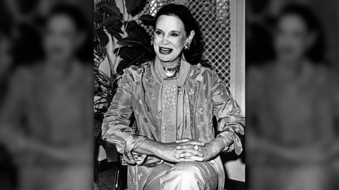 Muere la diseñadora de moda Gloria Vanderbilt a los 95 años