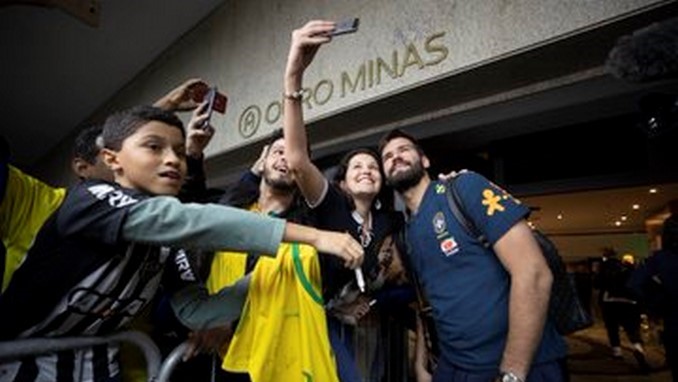 Hinchas de Brasil ya tienen a Argentina en la mira