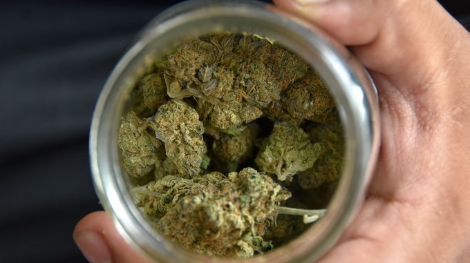 La Policía encontró dos costales con marihuana en Manrique y obtuvo más resultados en la ciudad 1 Marihuana1