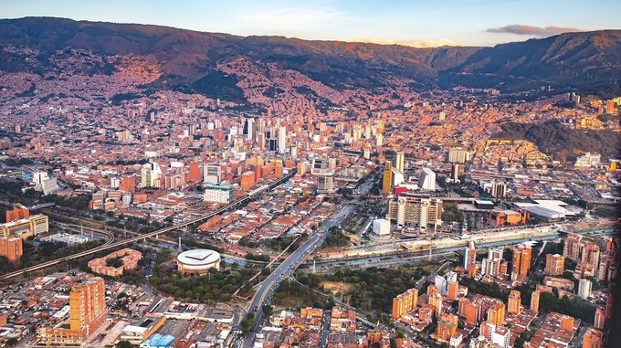 Firma internacional Fitch Ratings ratificó a Medellín como ciudad confiable en finanzas