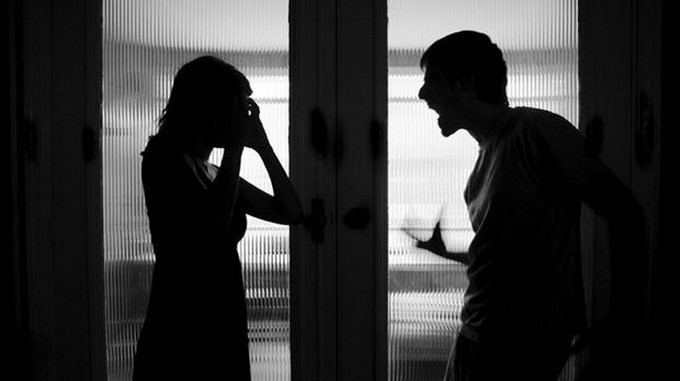 Proponen ley que busca castigar con hasta ocho años de cárcel a quien publique un video íntimo de su expareja