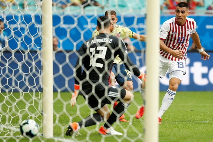 1-0. Colombia sigue su marcha perfecta y deja en agonía a Paraguay 3 Selecci%C3%B3n Colombia 2