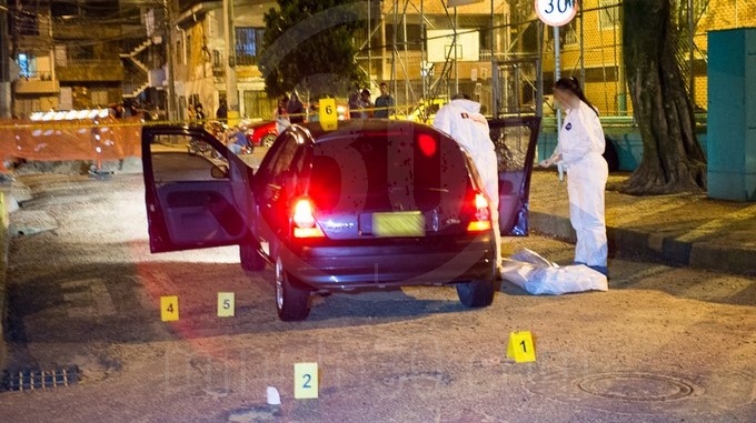 EN FOTOS Y VIDEO: ¡Doble homicidio! Mataron a balazos a dos hombres que iban en un carro por Guayabal 7 doble homicidio guayabal 7