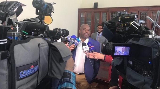 Israel Zúñiga, o ‘Benkos Biohó’, ya se posesionó por el partido Farc en reemplazo de ‘Iván Márquez’