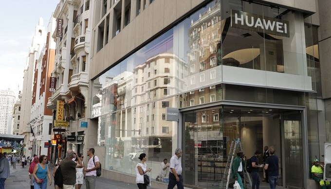 Huawei dice que aunque le levantaron el veto, “todo sigue igual”