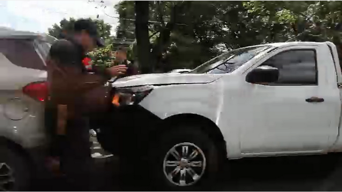 Video: dos particulares se chocaron en la avenida regional, cerca a Palmahía