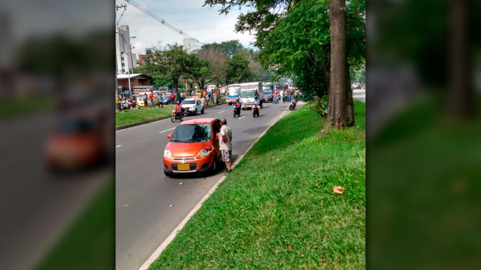EN VIDEO: Peatón murió atropellado en la Regional a la altura de la Minorista
