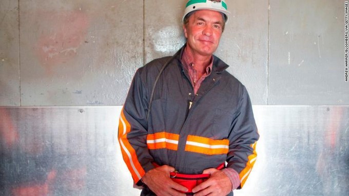 Murió el multimillonario Chris cline tras estrellarse en su avión cerca de Las Bahamas