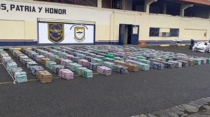 Cogieron a cinco colombianos en Panamá con casi 4 toneladas de cocaína