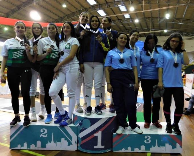 FOTOS: Antioquia se coronó campeón Interclubes en el V Escalafón Nacional Mayores de Esgrima 7 esgrima4