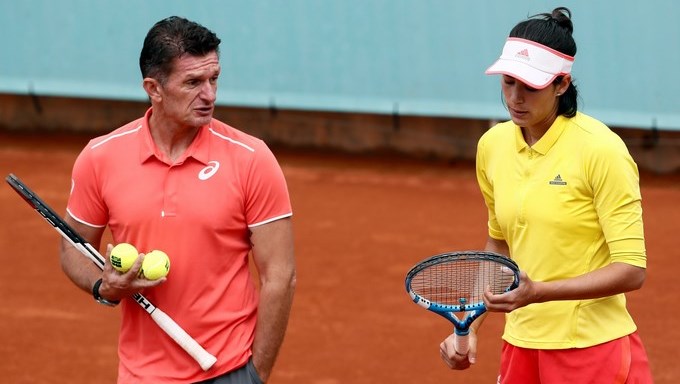 Se rompió la tensa relación entre Muguruza y su entrenador tras caída en primera de Wimbledon 1 muguruza y Sam Sumyk