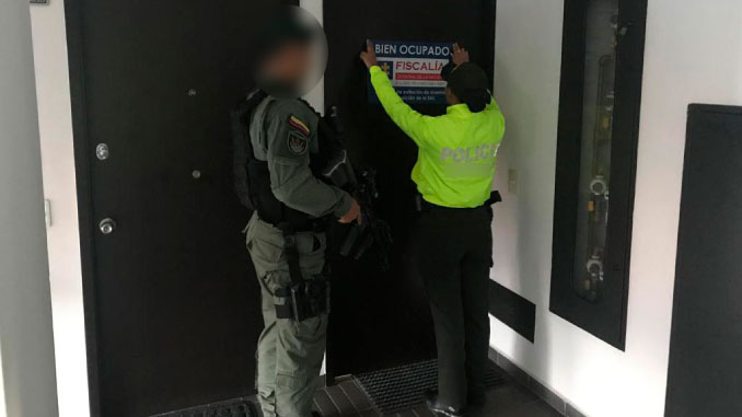 Autoridades aplican extinción de dominio a 21 bienes del grupo delincuencial ‘Robledo’