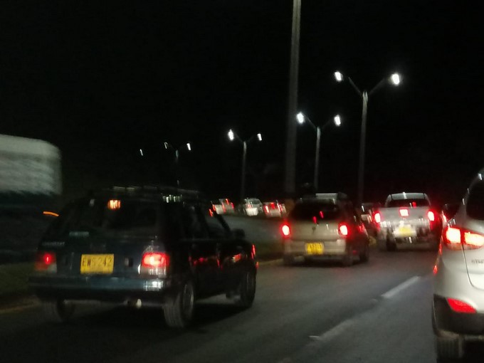 Fotos y video: por accidente de tránsito, se armó ‘monumental’ trancón el la autopista Medellín-Bogotá