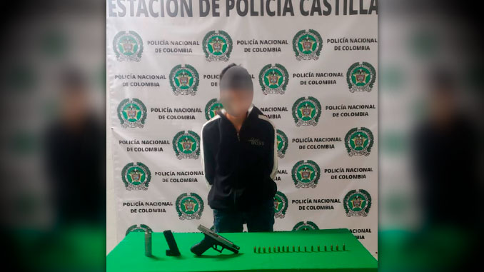 FOTO: Pillaron a un sujeto con pistola y silenciador en Castilla porque se asustó al encontrarse a la Policía 1 Capturado con arma en castilla