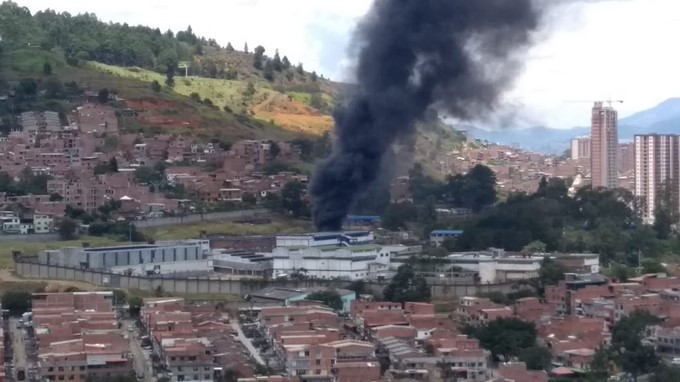 EN VIDEO: El incendio en Bellavista se presentó en un patio sin reclusos