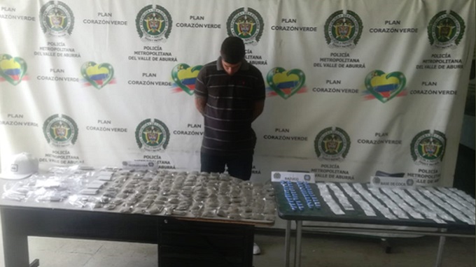 ¡Estaba cargado! Policía detuvo a un sujeto que portaba 445 dosis de drogas en Itagüí 1 capturado La Union