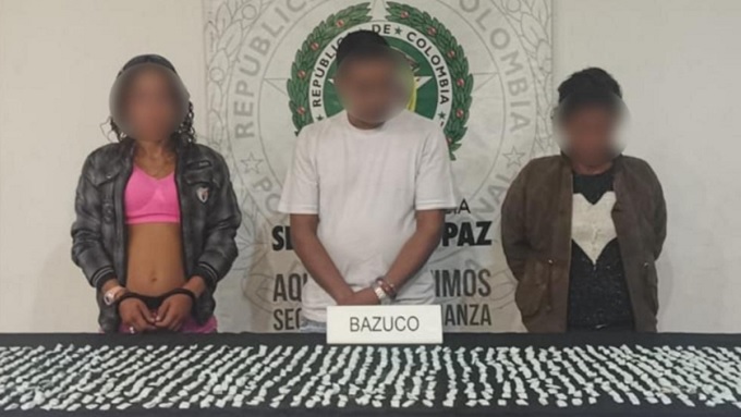¡En tiempo récord! Policía logró capturar a 4 personas 'cargadas' de bazuco y marihuana 1 capturados 4
