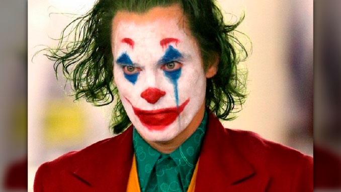 Joaquin Phoenix entró en pánico y abandonó entrevista por polémica pregunta