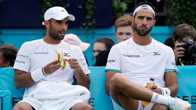 Cabal y Farah aseguran acabar el año como números uno en dobles