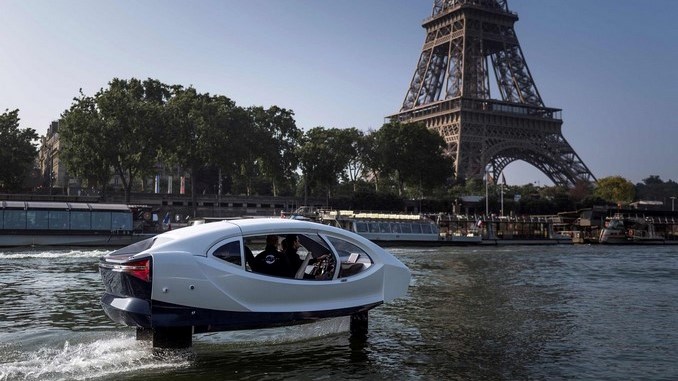 Video: Nuevamente se hicieron pruebas del taxi del futuro en el río Sena de París