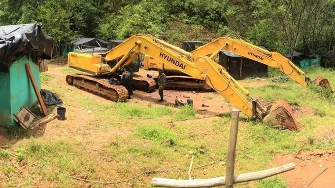 FOTOS: Destruyeron maquinaria del Eln, avaluada en $1.250 millones, utilizada para minería ilegal en Amalfi