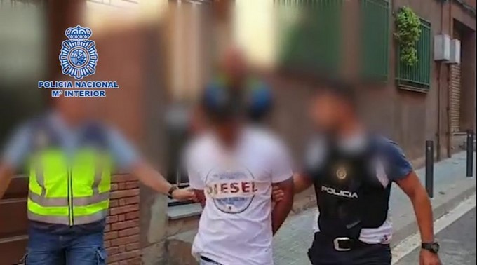 Video. En Barcelona cogieron a sicario colombiano que mató a estudiante de medicina por celos de su ex