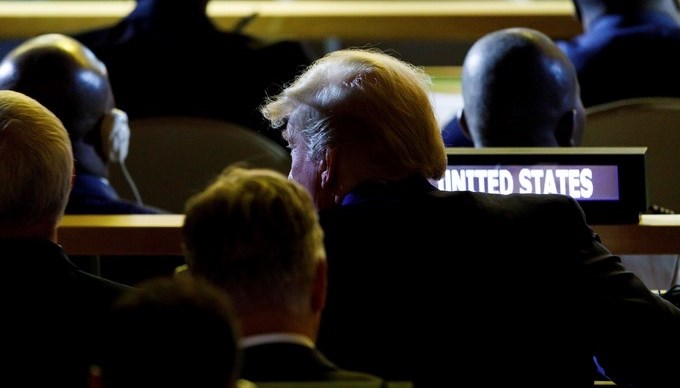 Trump llega por sorpresa a la cumbre del clima de la ONU, pero no interviene