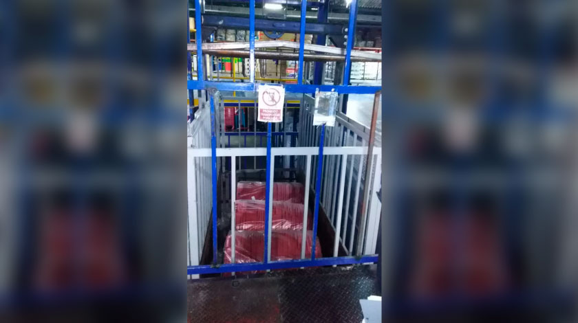 FOTO: ¡Terrible! En La Estrella un ascensor le aplastó la cabeza a un hombre