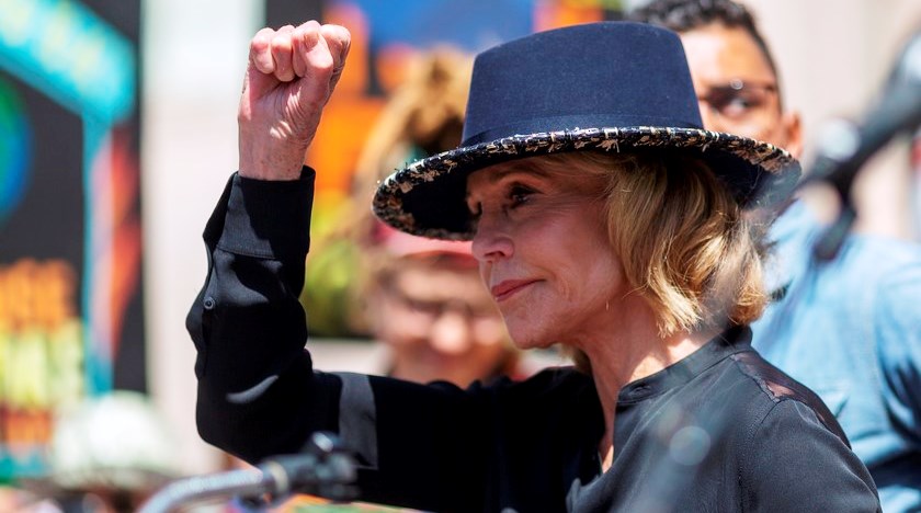 Vuelven a arrestar a Jane Fonda y esta vez junto a uno de sus compañeros de ‘Grace And Frankie’