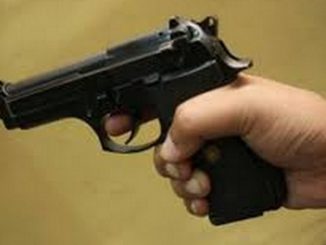 Ofrecen 20 millones de pesos de recompensa para capturar al asesino de líder social en Apartadó 1 arma de fuego pistola arma