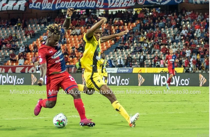 Déinner Quiñones, durante su paso por Independiente Medellín