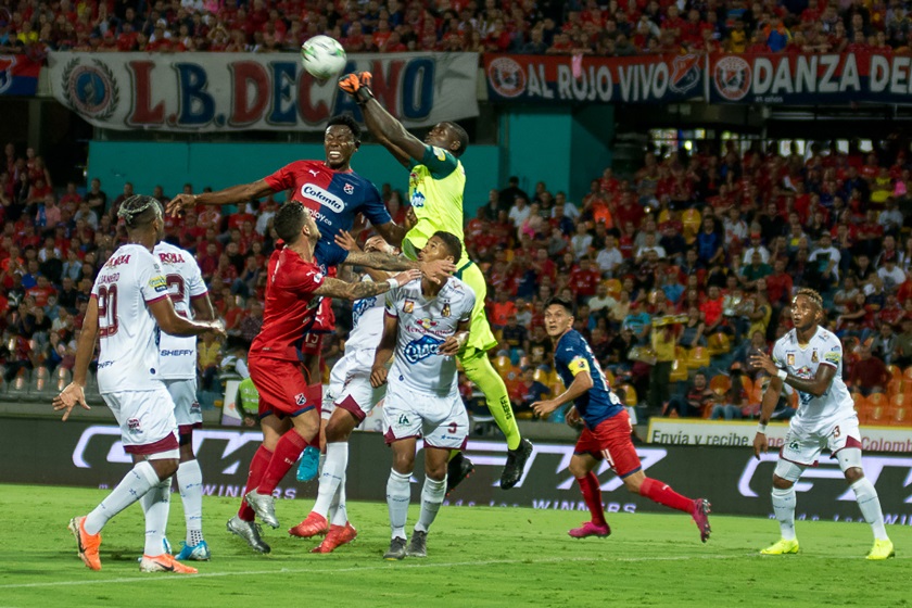 William Cueta rechaza Hector Urrego