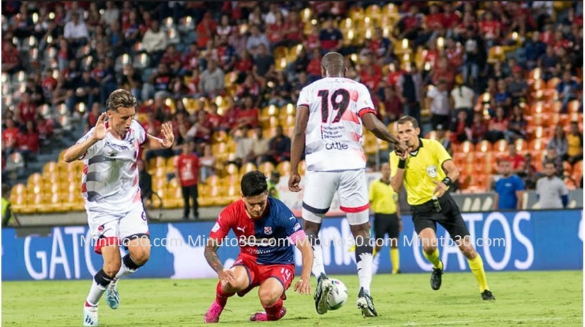 Expectativa en Medellín por evolución de Germán Cano