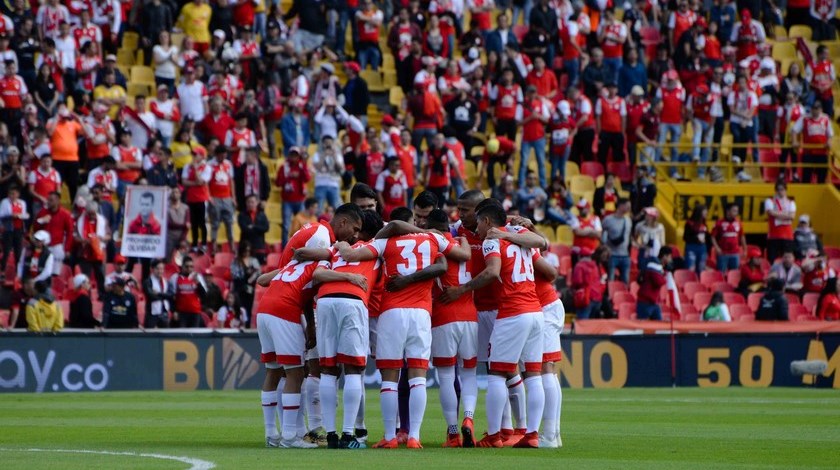 Rateros dejaron a Santa Fe sin indumentaria: si la venden en redes el León pide que NO la compren