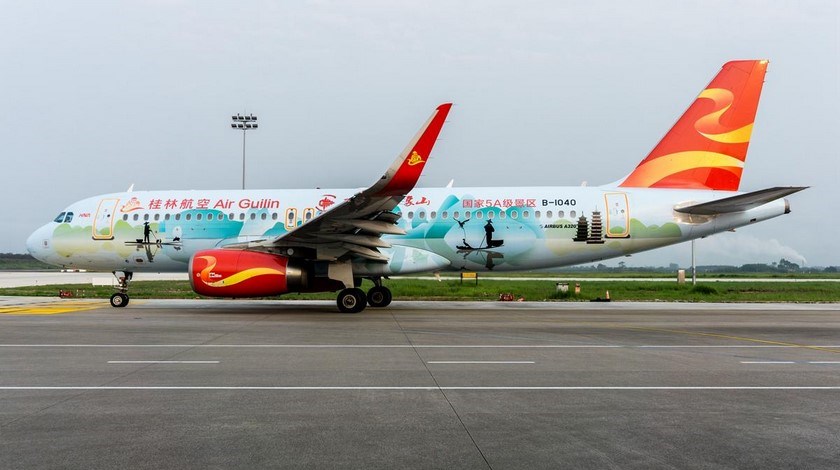 Foto: Por tomarle una foto a una pasajera en la cabina durante un vuelo un piloto fue suspendido de por vida