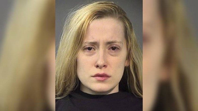 De la ficción a la realidad: actriz que dispara a personaje en el filme, está siendo acusada de homicidio