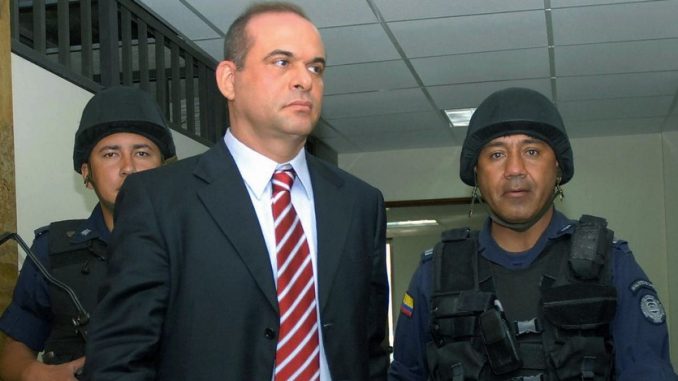 Gobierno Nacional apoyará a todas las víctimas que pidan la extradición al país de Salvatore Mancuso Gobierno Nacional apoyará a todas las víctimas que pidan la extradición al país de Salvatore Mancuso