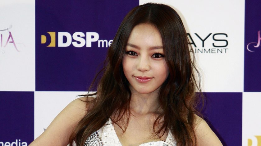 ¡Investigan suicidio! Hallan muerta en su casa a la cantante surcoreana Goo Ha-ra