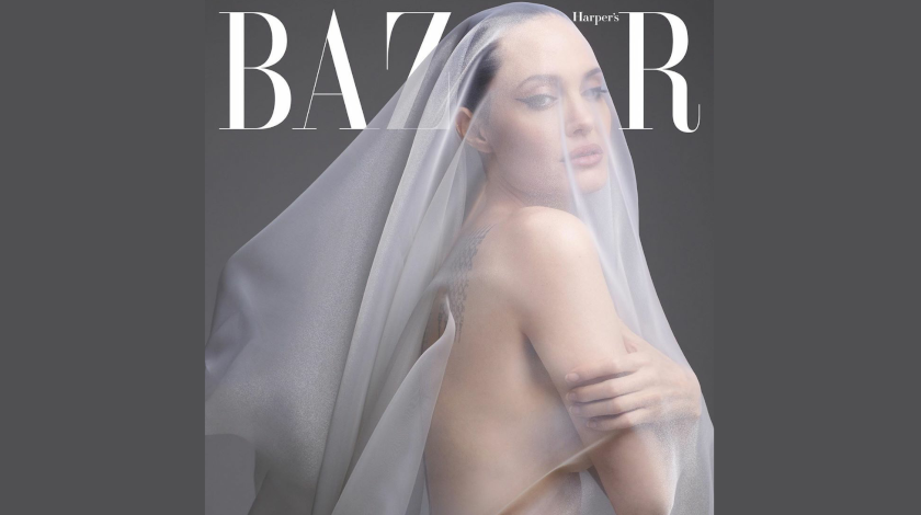 FOTO: Angelina Jolie se ¡DESNUDA! y dice estar atrapada en Estados Unidos por Brad Pitt