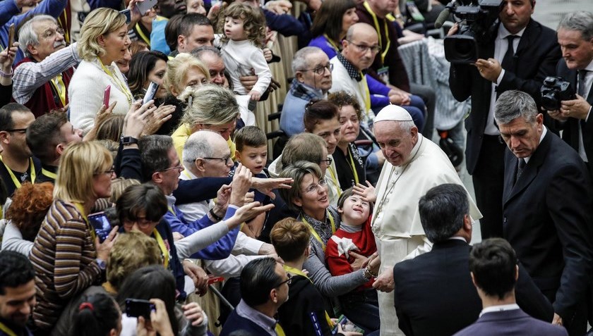 Si no hubiera sido por una operación, Jorge Bergoglio no sería papa, porque su deseo era ser misionero en Japón