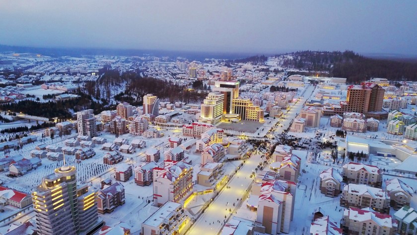 Video: Así es Samjiyon, la ciudad inaugurada por Kim Jong-un considerada como la “utopía urbana del socialismo”