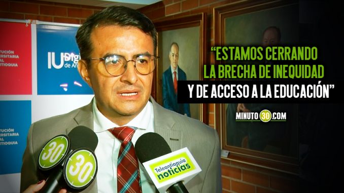 840-Con-8-programas-académicos-y