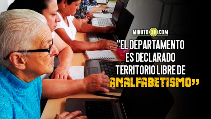 840-Más-de-120-mil-personas-alfabetizadas-en-Antioquia-durante-el-cuatrienio