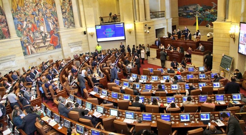 ¿Usted qué piensa? Proyecto que busca reducir las vacaciones a congresistas tiene cinco factores que explicarían la iniciativa