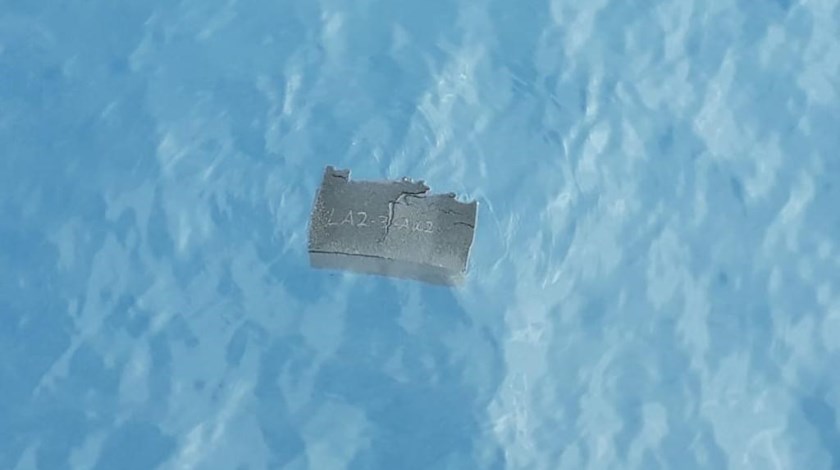¡Flotando en el mar! Hallan restos en el lugar donde se perdió el avión chileno con 38 personas