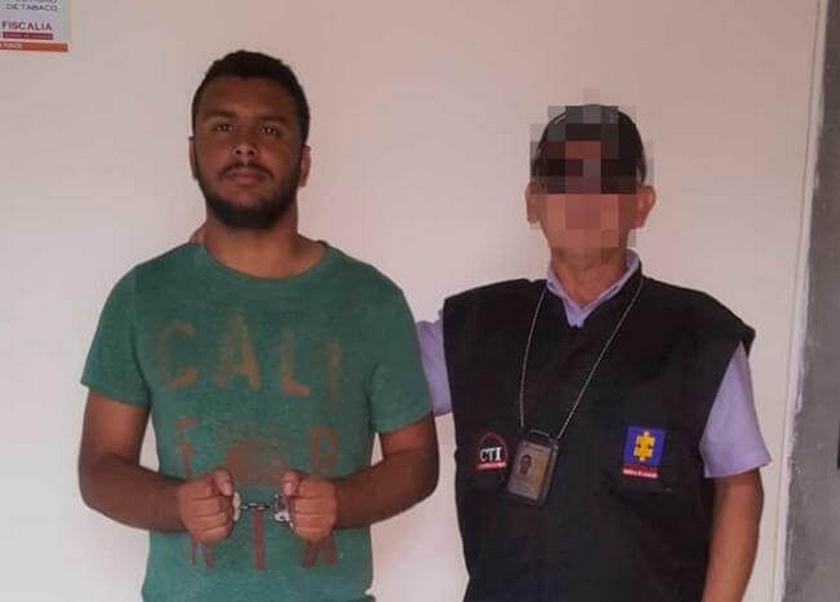 Foto: Así se ve el presunto asesino de su familia en Itagüí, luego de entregarse a la justicia 2 capturado caso itagui