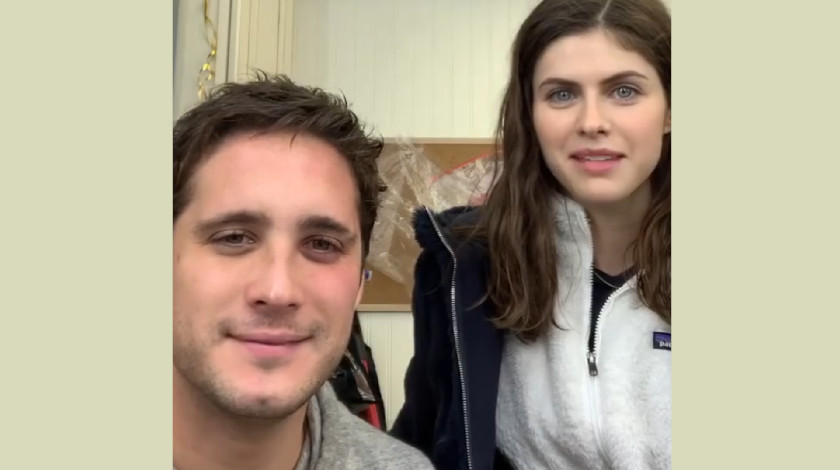 VIDEO: ¡Muy groseritos! Diego Boneta le enseña groserías en español a Alexandra Daddario
