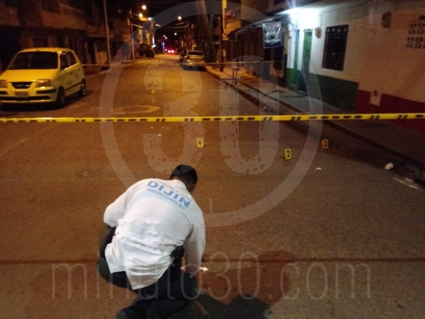 Fotos: Lo cogieron a bala en Bello cuando iba en su moto, logró huir pero más adelante se desplomó y falleció 4 homicidio bello 1