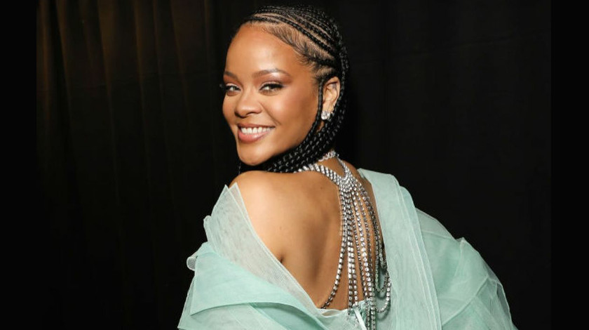 Rihanna tuvo un accidente mientras se divertía en una scooter eléctrica, al parecer sufrió hematomas en su rostro