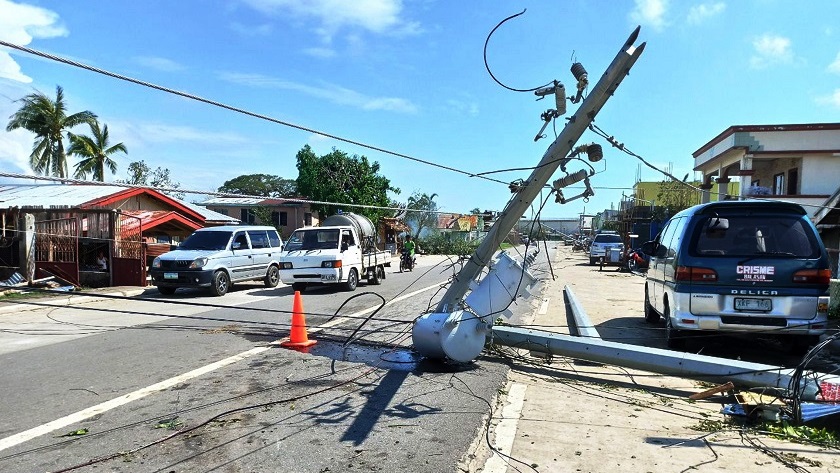 28 muertos deja el paso del tifón Phanfone en Filipinas
